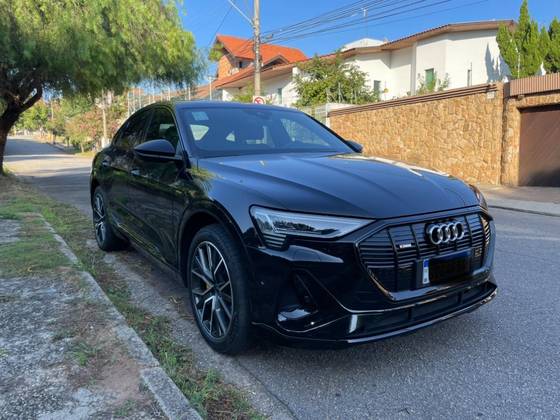 AUDI E-TRON ELÉTRICO SPORTBACK PERFORMANCE BLACK QUATTRO